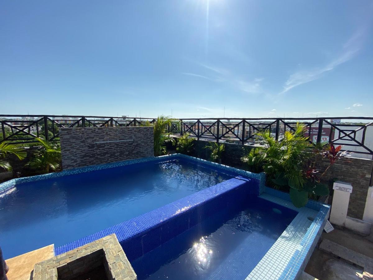Suites La Roca By R&T แคนคูน ภายนอก รูปภาพ