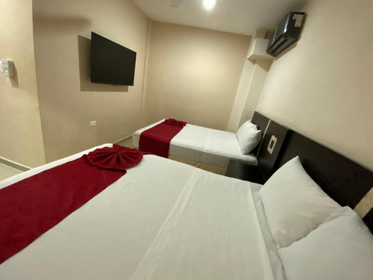 Suites La Roca By R&T แคนคูน ภายนอก รูปภาพ