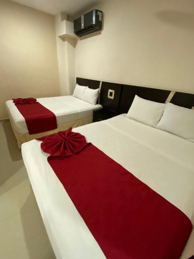 Suites La Roca By R&T แคนคูน ภายนอก รูปภาพ
