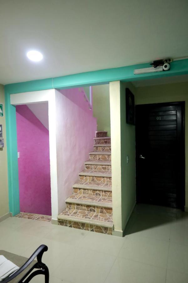 Suites La Roca By R&T แคนคูน ภายนอก รูปภาพ