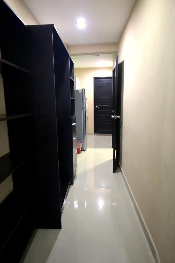 Suites La Roca By R&T แคนคูน ภายนอก รูปภาพ